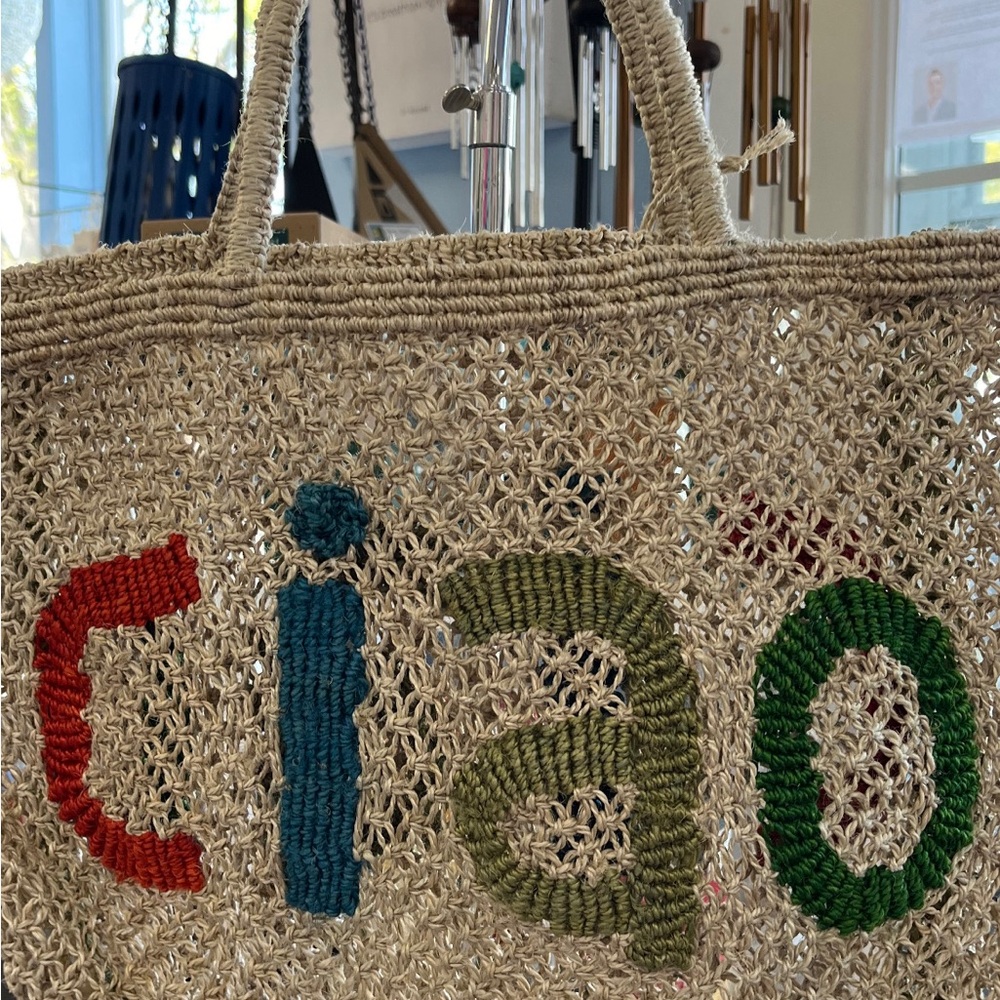 Caio handmade tightly woven jute bag.